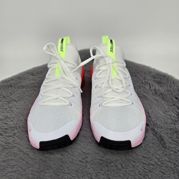 New Nike Free Metcon 6 White Bright Crimson Pink Women's Workout Shoes Size 9 - Picture 2 of 8
